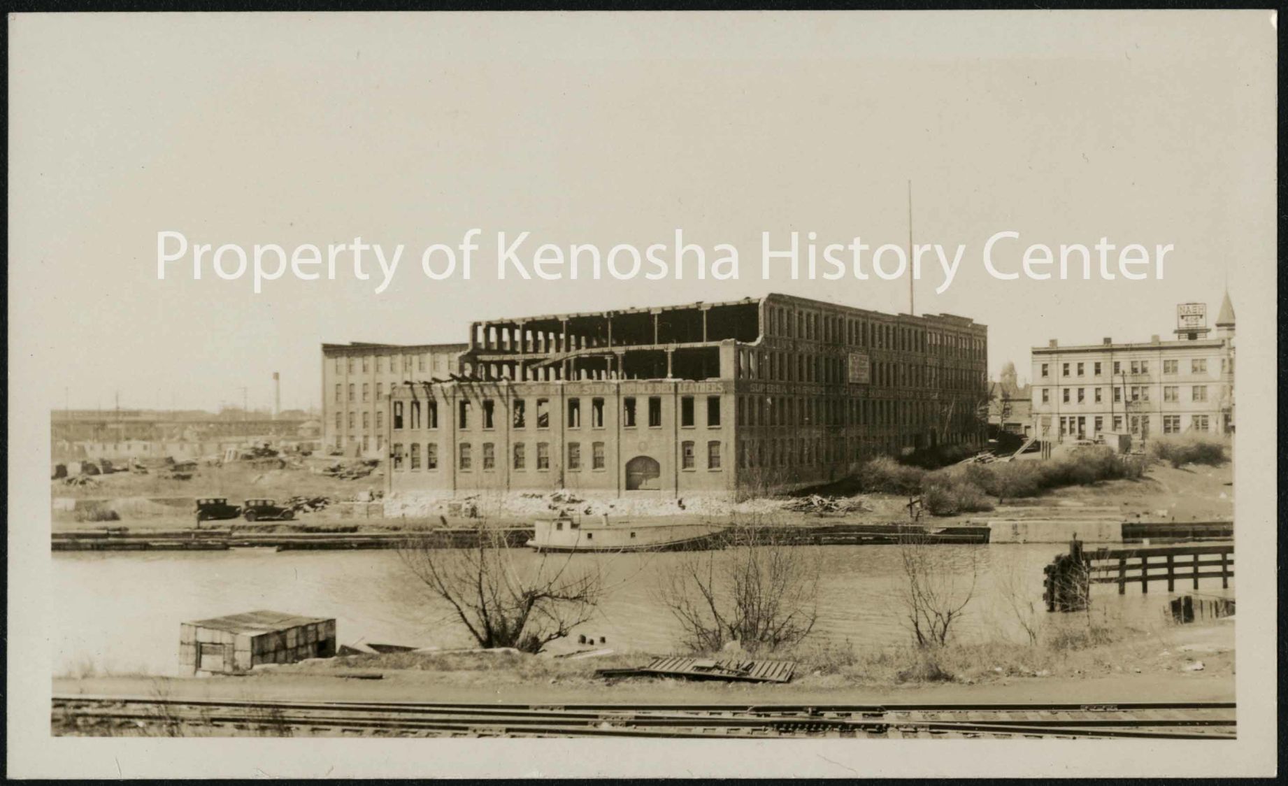 HISTORIC PHOTO